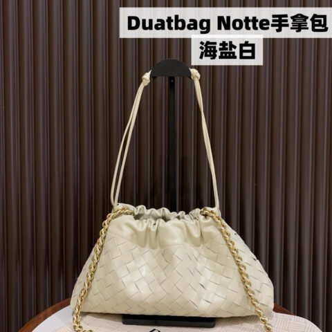 BV Dustbag Notte手拿包 839394海盐白