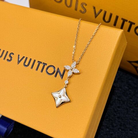 ❗️新品❗️ ☀️ Louis Vuitton 路易威登COLOR BLOSSOM BB STAR 菱形满钻白贝LV项链 ☀