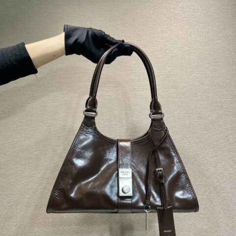 PRADA🎉新品🎉1BG563春夏新款🎉🎉咖色