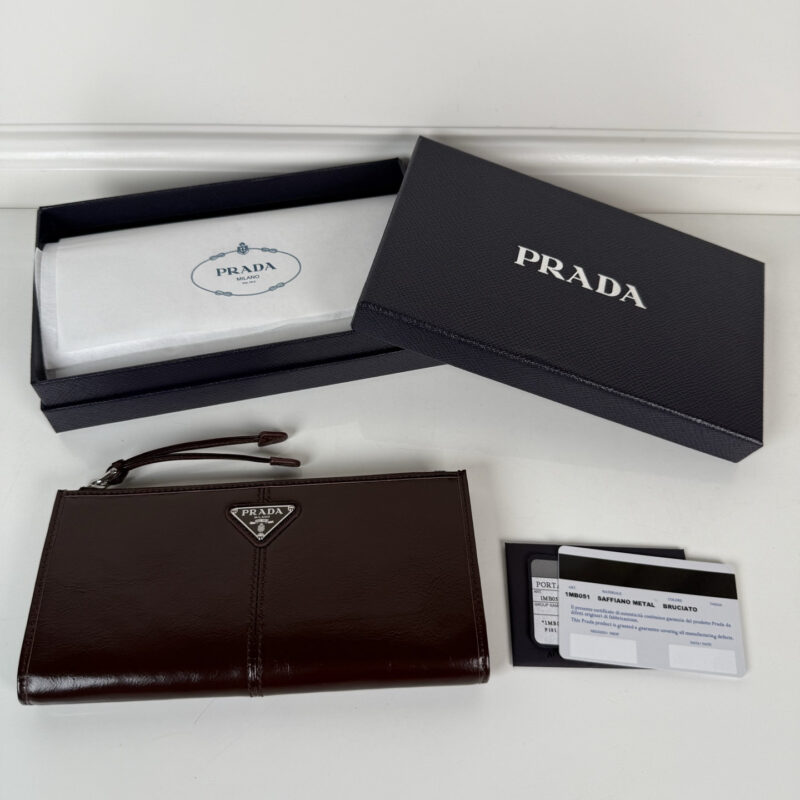 PRADA 三角形金属徽标男女通用小袋包 1MB051银
