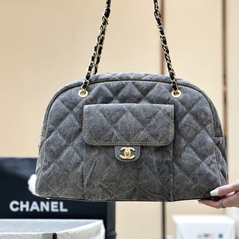 CHANEL 24A MAXI牛仔保龄球包 AS4812牛仔