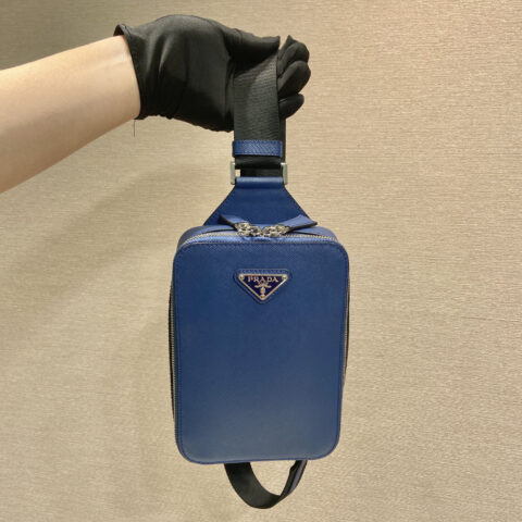 PRADA🎉新款胸包🎉2VZ106胸包新色🎉🎉蓝色
