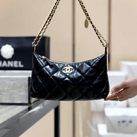 Chanel 25s 黑金hobo饺子包👜AS5528