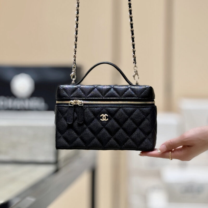 Chanel 25C 小logo LP饭盒包👜AP4385
