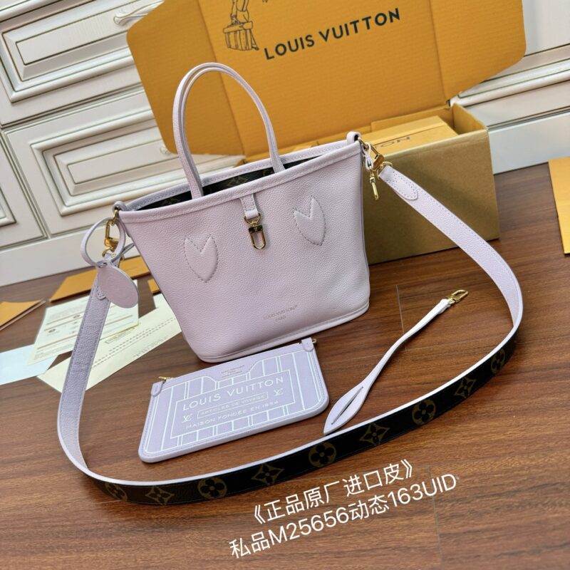 LV M25656 Neverfull Bandoulière Inside Out BB