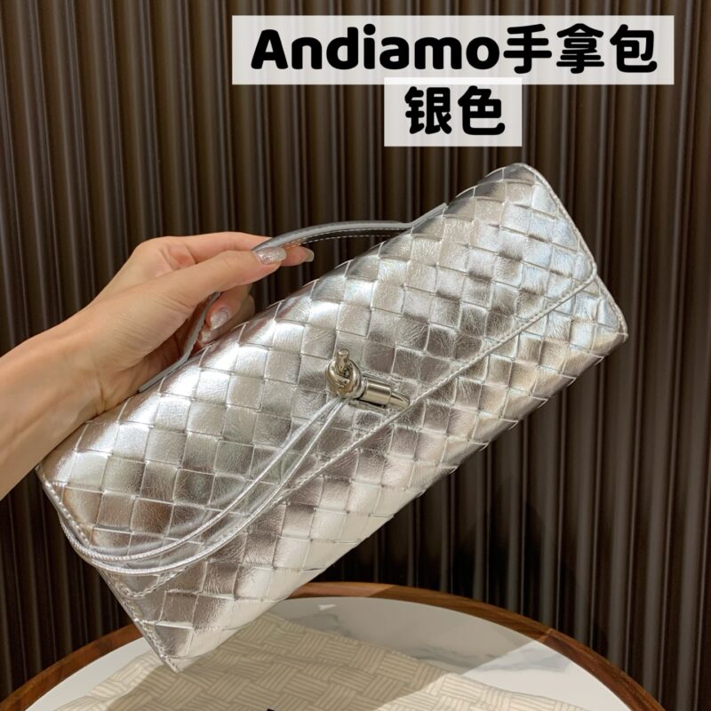 BV Andiamo手拿包 741511银色