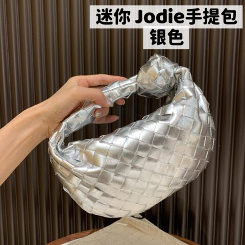 BV MINI JODIE手提包 651876银色