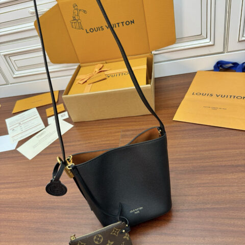 LV M25543 NEW Low Key All In BB