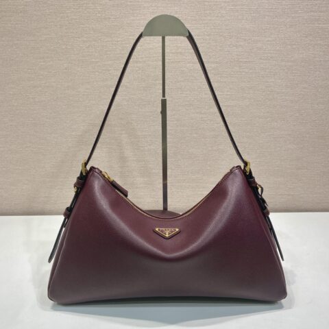 PRADA 新款Aimee腋下包1BC228紫红