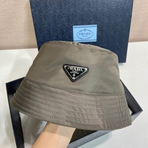 PRADA 网红渔夫帽 森林绿
