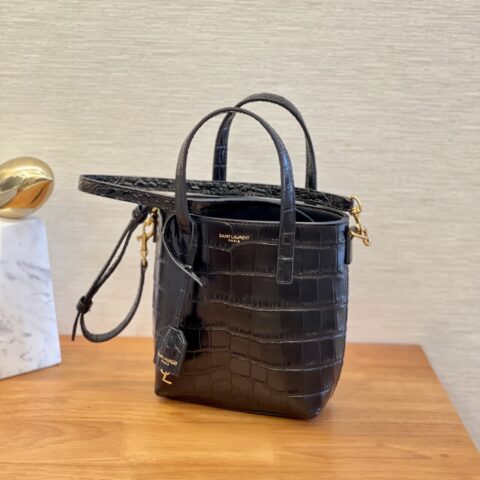 YSL 𝗠𝗶𝗻𝗶 𝗧𝗼𝘁𝗲 𝗦𝗵𝗼𝗽𝗽𝗶𝗻𝗴纹迷你购物包 712367