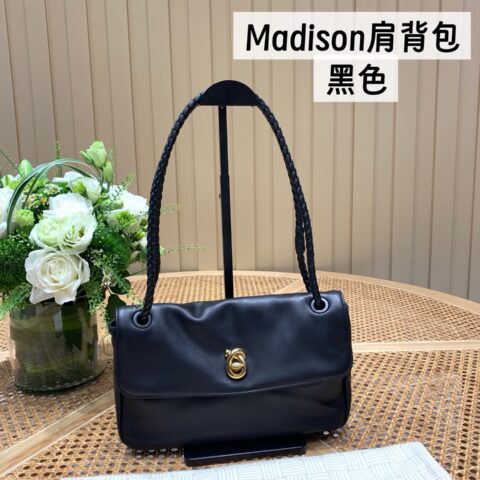 BV Madison肩背包 826296黑色