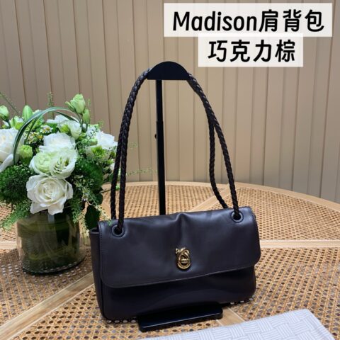 BV Madison肩背包 826296巧克力棕