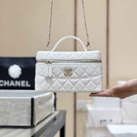 CHANEL 25C LP手柄盒子包💼AP4407白色
