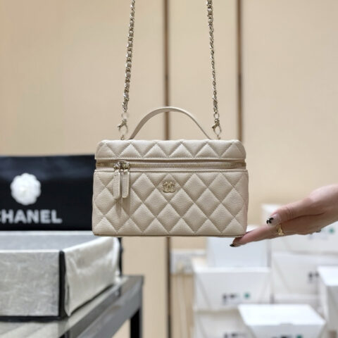 CHANEL 25s LP饭盒包小logo💼AP4385奶茶色
