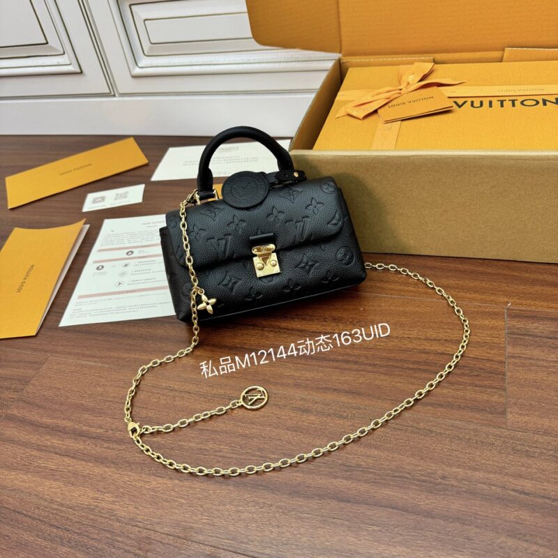 LV M12144 NANO MADELEINE 手袋