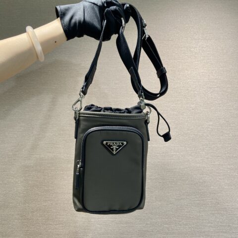 PRADA 🎉新款手机壳包🎉2ZH155新色🎉👏森林绿