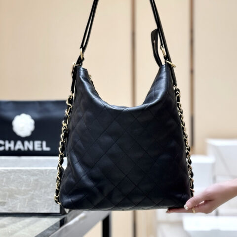CHANEL 25s Hobo两用包👜AS5523