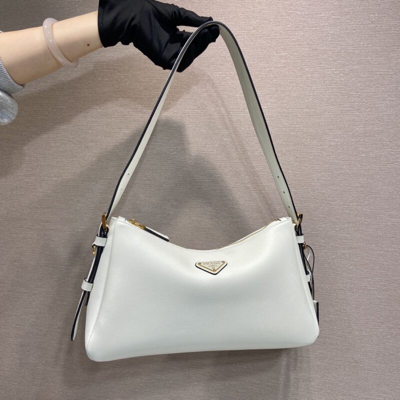 PRADA 新款Aimee腋下包 1BC229小号 白色