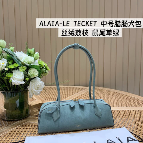 ALAIA-LE TECKET 腊肠犬包 06033中号 丝绒荔枝 鼠尾草绿