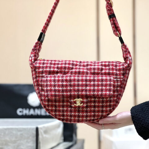 CHANEL 24N jennie同款hobo挎包 AS5052