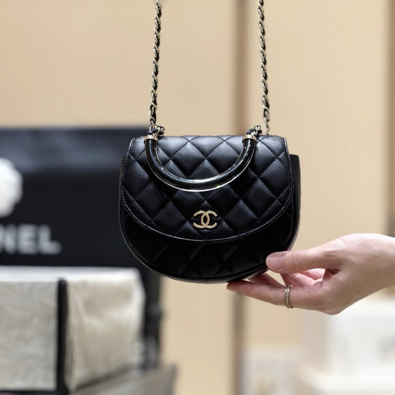 CHANEL 25C mini珐琅手柄包👜AP4410