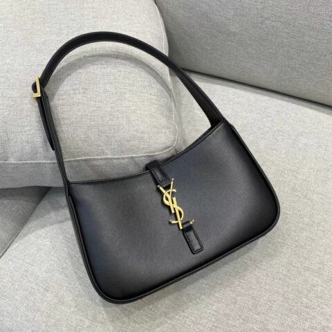 YSL 𝑳𝑬 5 𝐀̀ 7 657228平纹黑色
