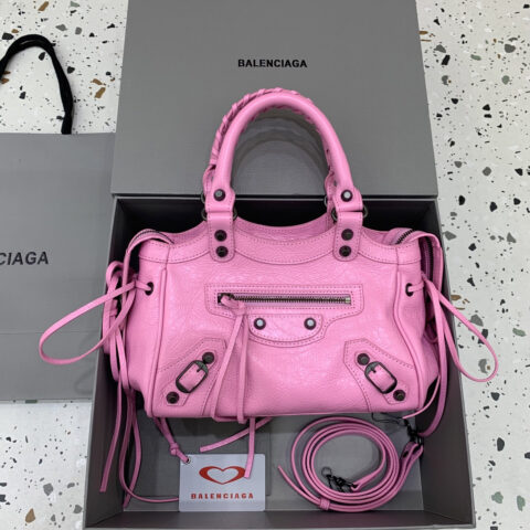 Balenciaga 最新款le city 挂饰小号保龄球包 835256粉色