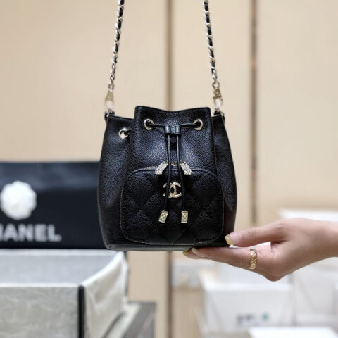 CHANEL 25B mini手提水桶包👜AP4775黑色