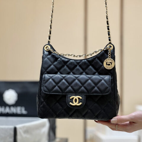 CHANEL 24C早春度假系列天猫精灵新版本单肩腋下包 AS4322黑色