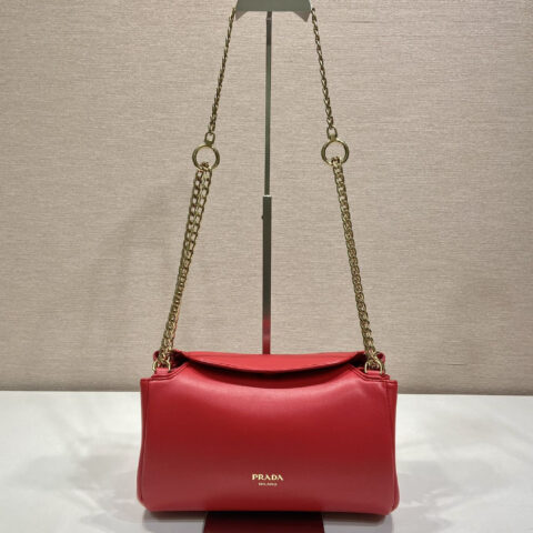 PRADA 新品1BD395红色