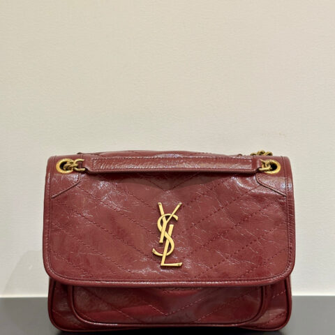 YSL 【𝙉𝙞𝙠𝙞-𝟮𝟴𝙘𝙢】498894金扣酒红色
