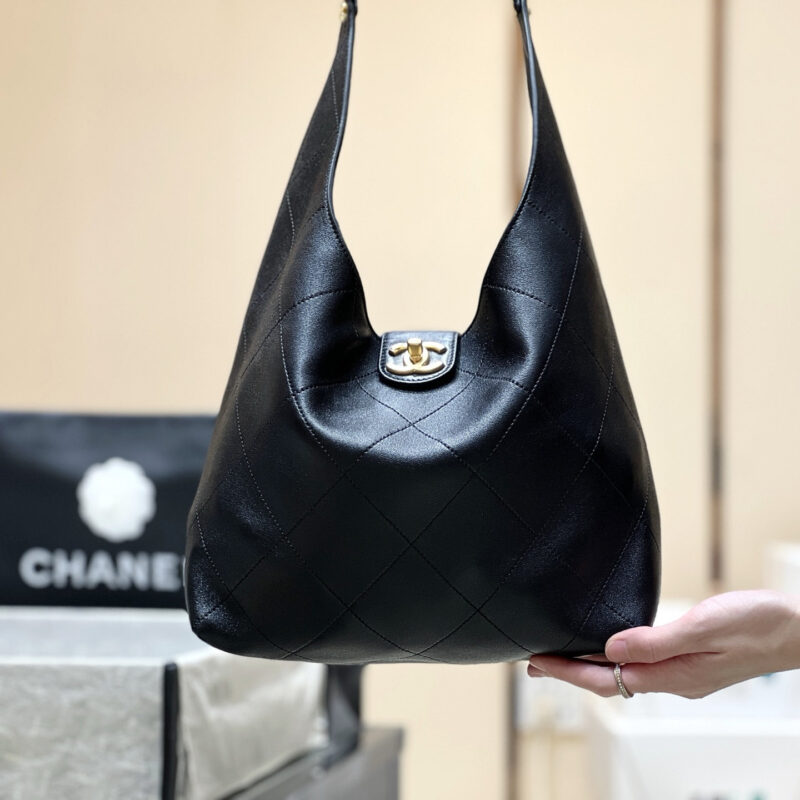 CHANEL 25P 嬉皮hono包 AS5425