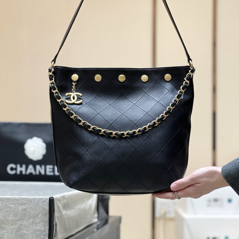 CHANEL 25P 铆钉水桶包 AS5406金钉