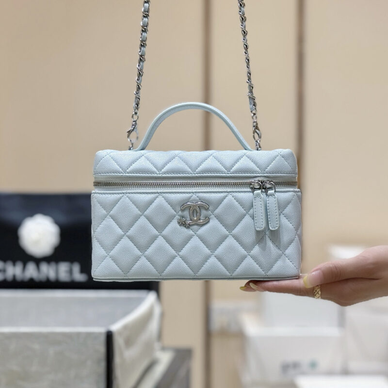CHANEL 25B LP流星五金饭盒包👜AP4854奶蓝色