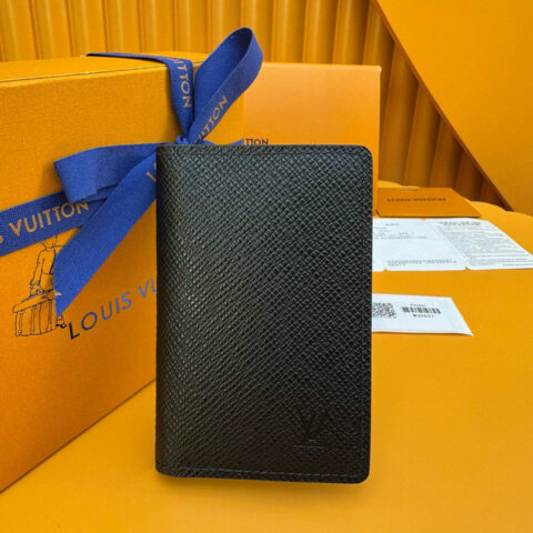 LV M30537《特級免稅》