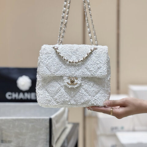 CHANEL 25B走秀限量款亮片双背包👜AS5711白色