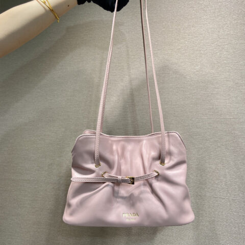 PRADA 新品云朵包 1BG586浅粉