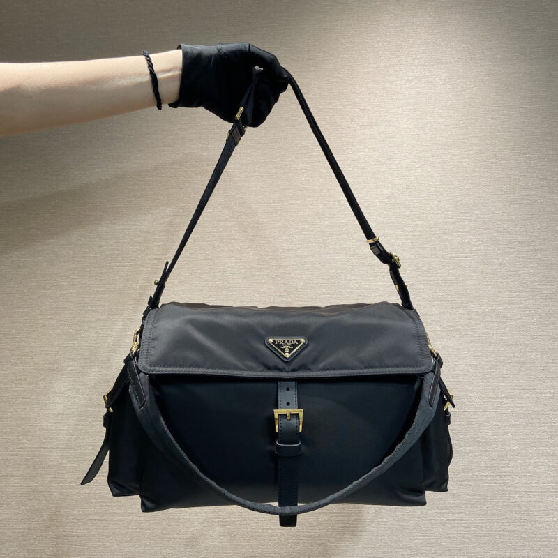 PRADA 新款邮差包 1BD391大号 黑色