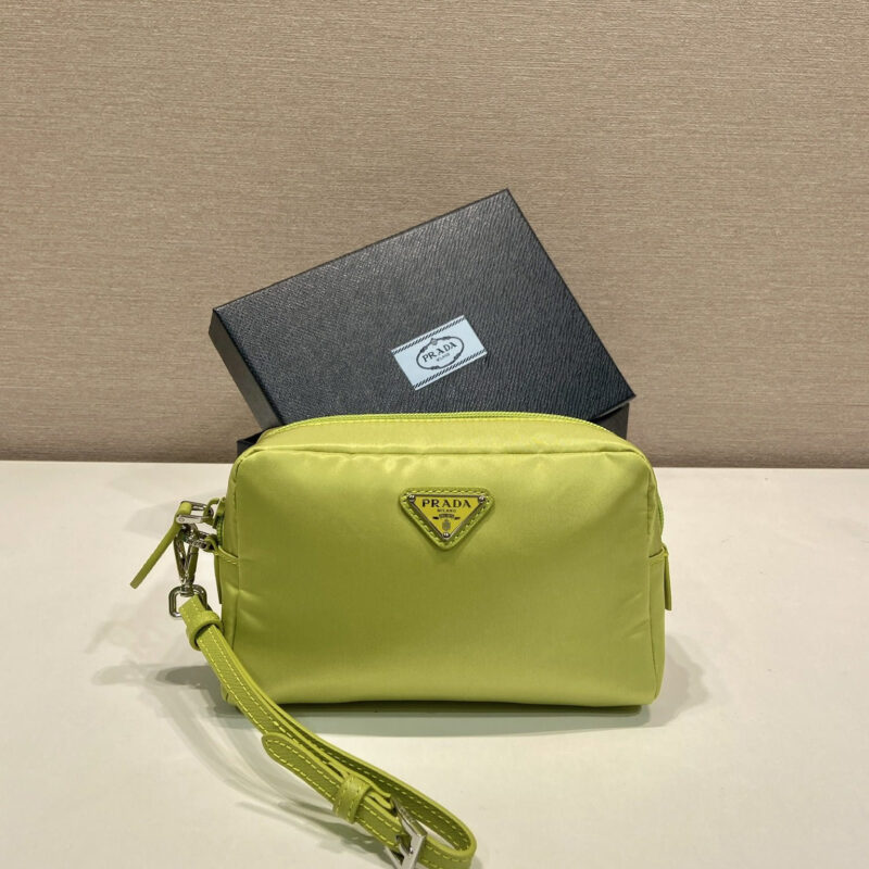 PRADA 新品手包1NS021大号 绿色