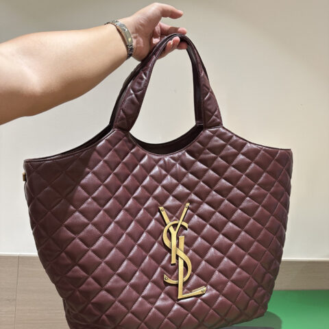 YSL 𝗜𝗖𝗔𝗥𝗘 大号托特包 698651酒红色