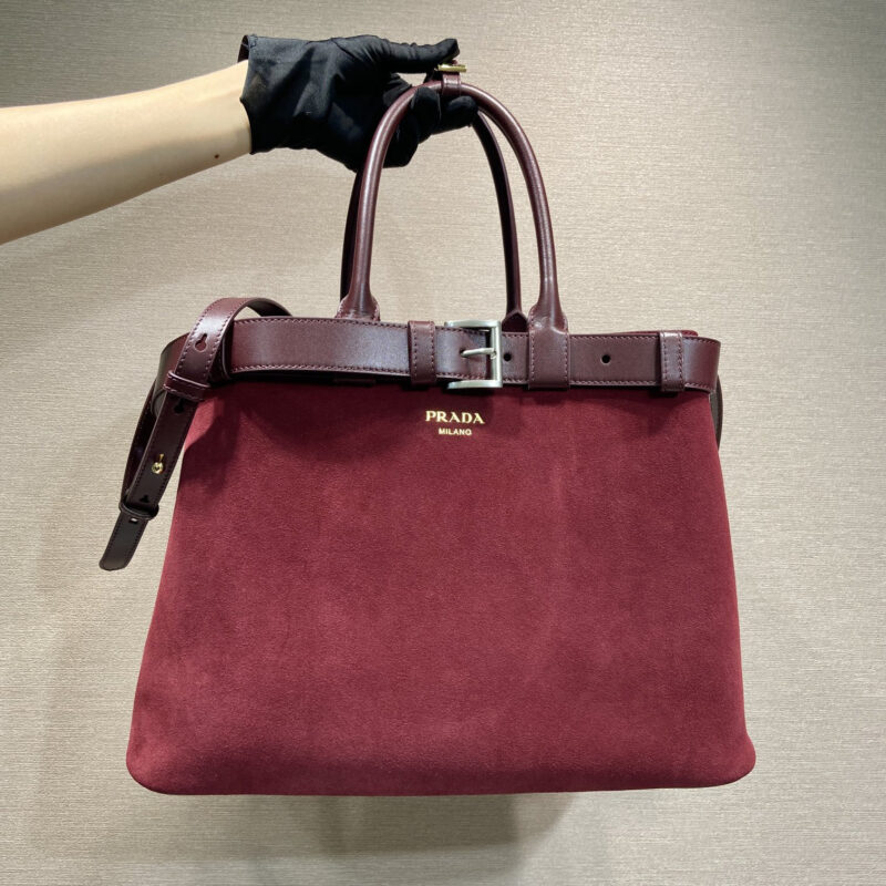 PRADA 新款女包1BA416大号绒皮 波尔多红