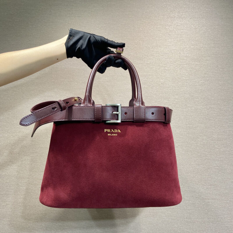 PRADA 新款女包1BA434绒皮 波尔多红