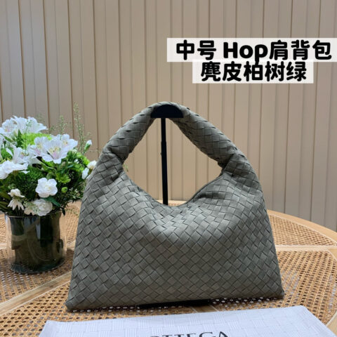 BV 中号Hop肩背包 796262麂皮柏树绿