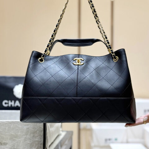 CHANEL 25A全皮Hobo👜AS5657