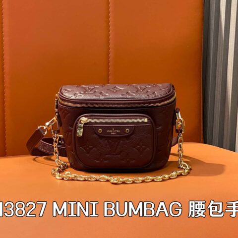 【原单精品】M13827紫红色 全皮压花链条包 MINI BUMBAG 腰包手袋
