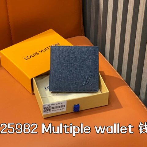 【原单精品】M25982宝蓝 荔枝纹全皮短款西装夹 Multiple wallet 钱包
