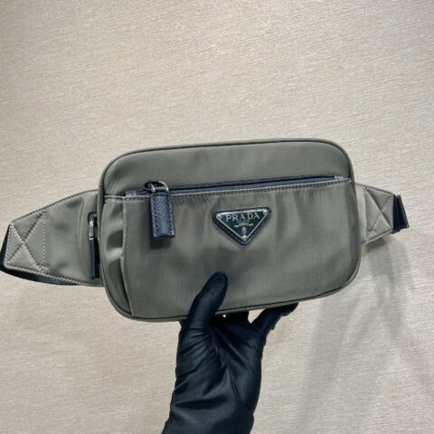 PRADA 经典爆款2VL977森林绿