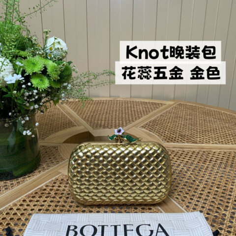 BV Knot晚装包 826183花蕊五金 金色