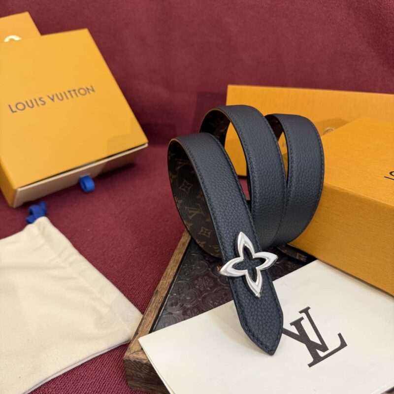 M8687W LV FLOWERGRAM 30 毫米双面腰带